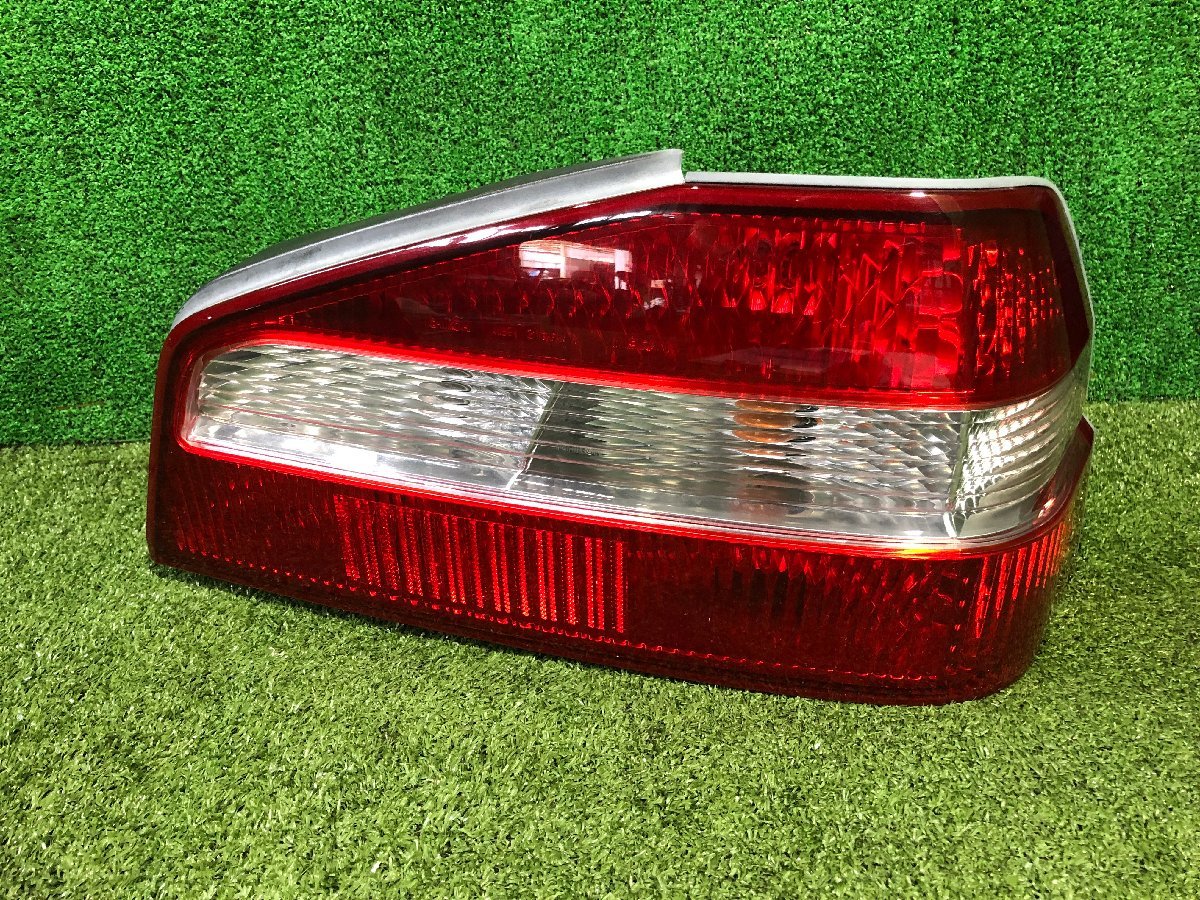 C35ローレル テールランプ Yahoo!オークション -「c35 ローレル 純正」(テールライト) (日産用)の