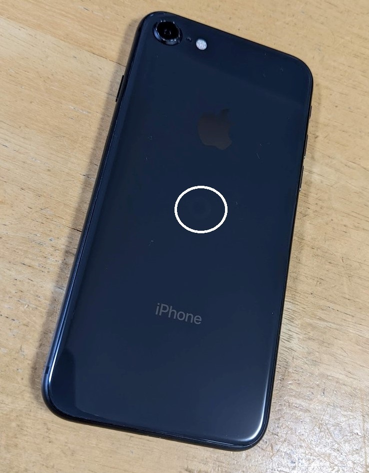 希少？ Apple iPhone8 64GB MQ6K2ZP/A 海外版 現状品