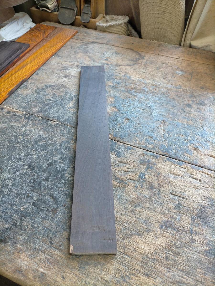 ハカランダー指板材4