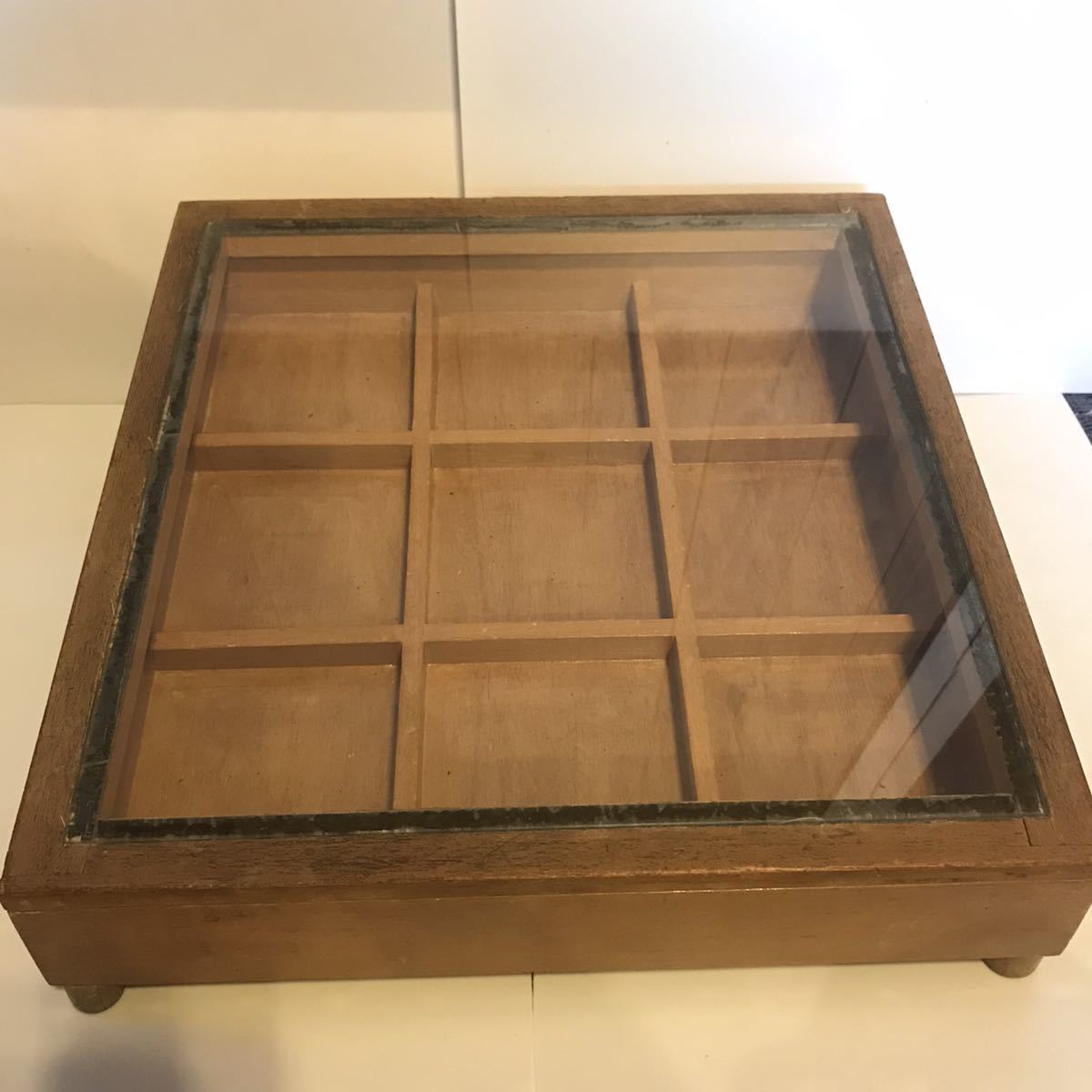 ヘレンド(Herend) ミニボックス(蕾飾り) ボンボン入れ 小さな薔薇の