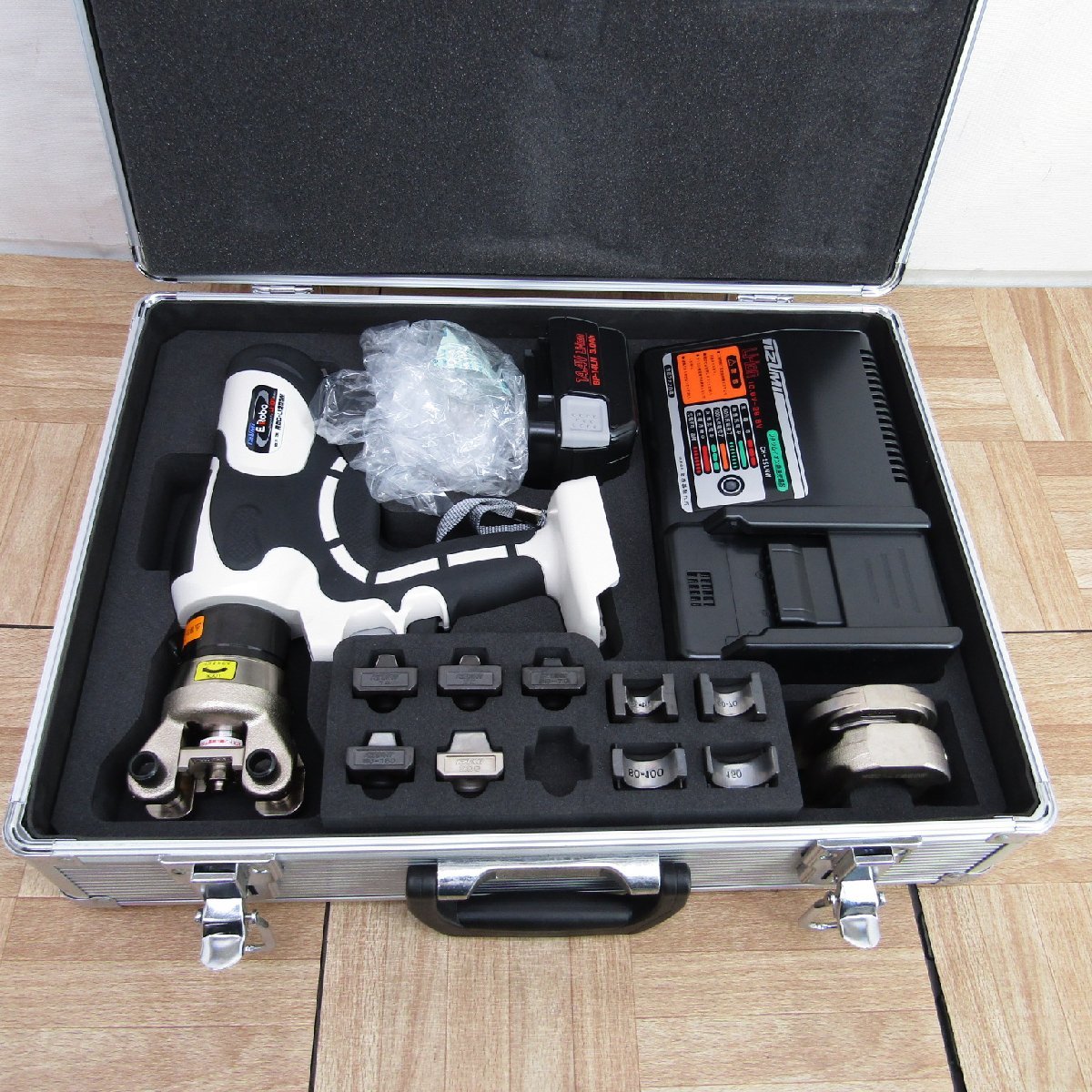 IZUMI/泉精器】充電油圧式多機能工具◇REC-Li200M◇中古美品◇かなり 