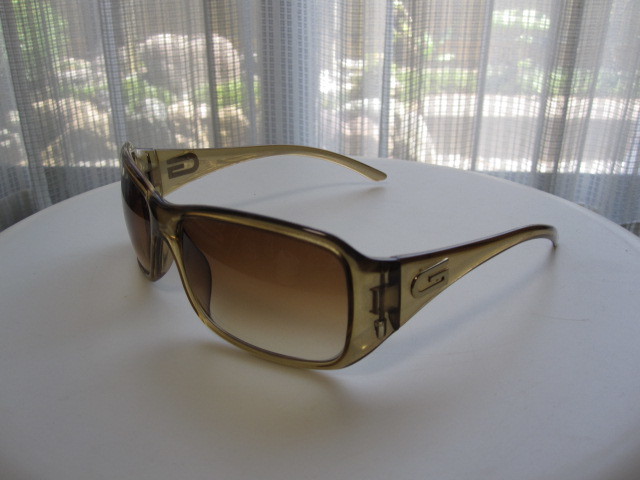 GUCCI グッチ サングラス GG2420 ベッコウ ブラウン オーバル 細め