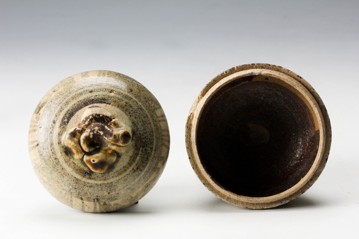 茶道具送料代引き無料宋胡録柿香合青（小）色タイ製（木箱） | 花器