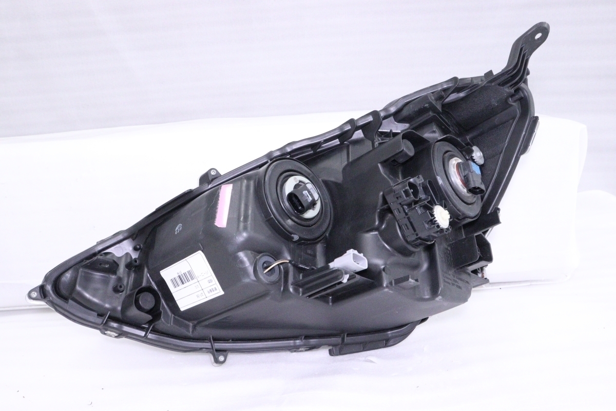 ヘッドライト アクア 右の中古品 -nhp10 2026年最新Yahoo!オークション NHP10 ハロゲン 純正 トヨタ 右 右ヘッドライト&frasl;右ヘッドランプ 後期 A 中期 &frasl; 52-291