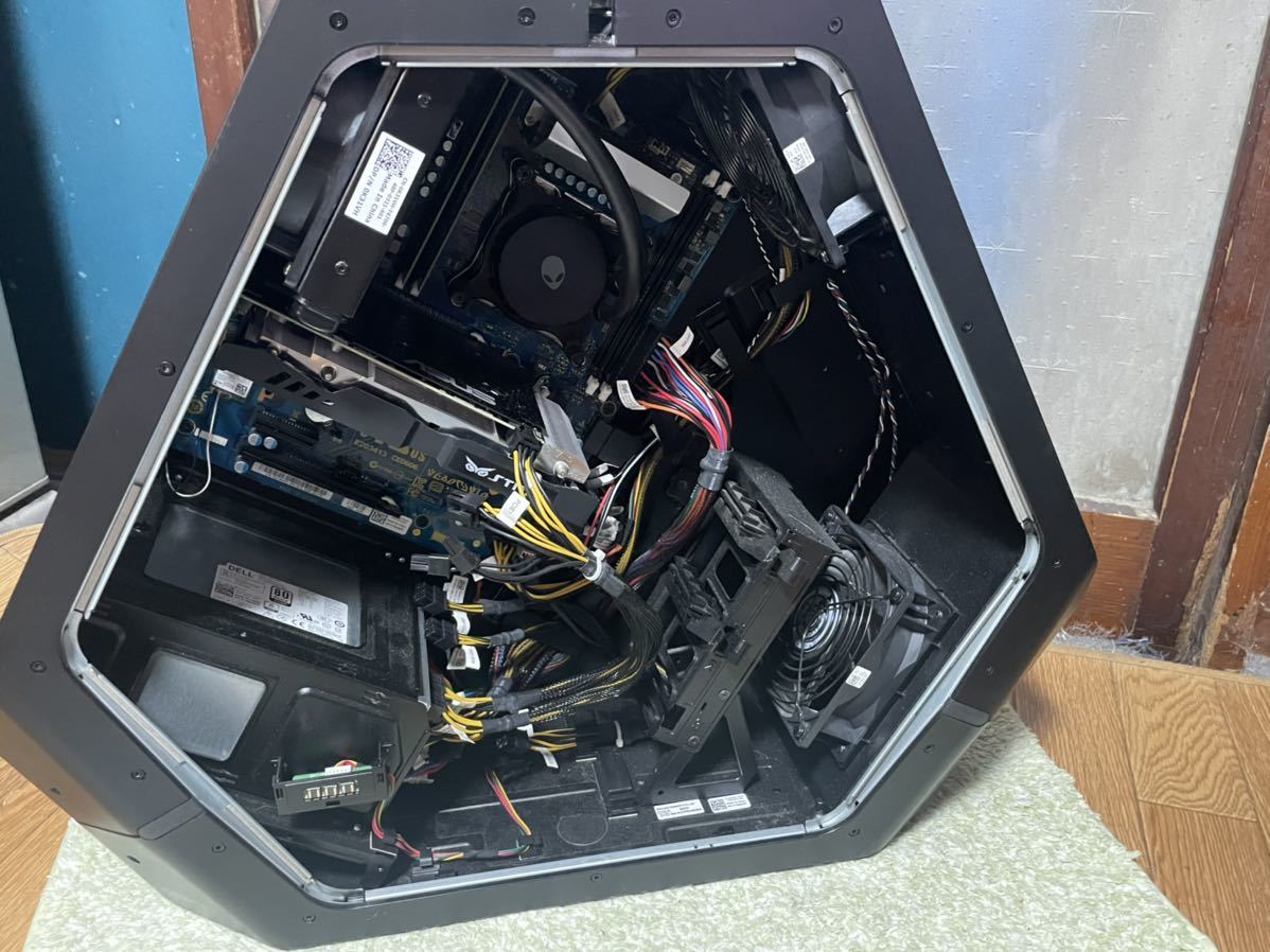 DELL Alienware Area-51 R2 Core i7-5820K 3.30GHz 8GB エイリアン