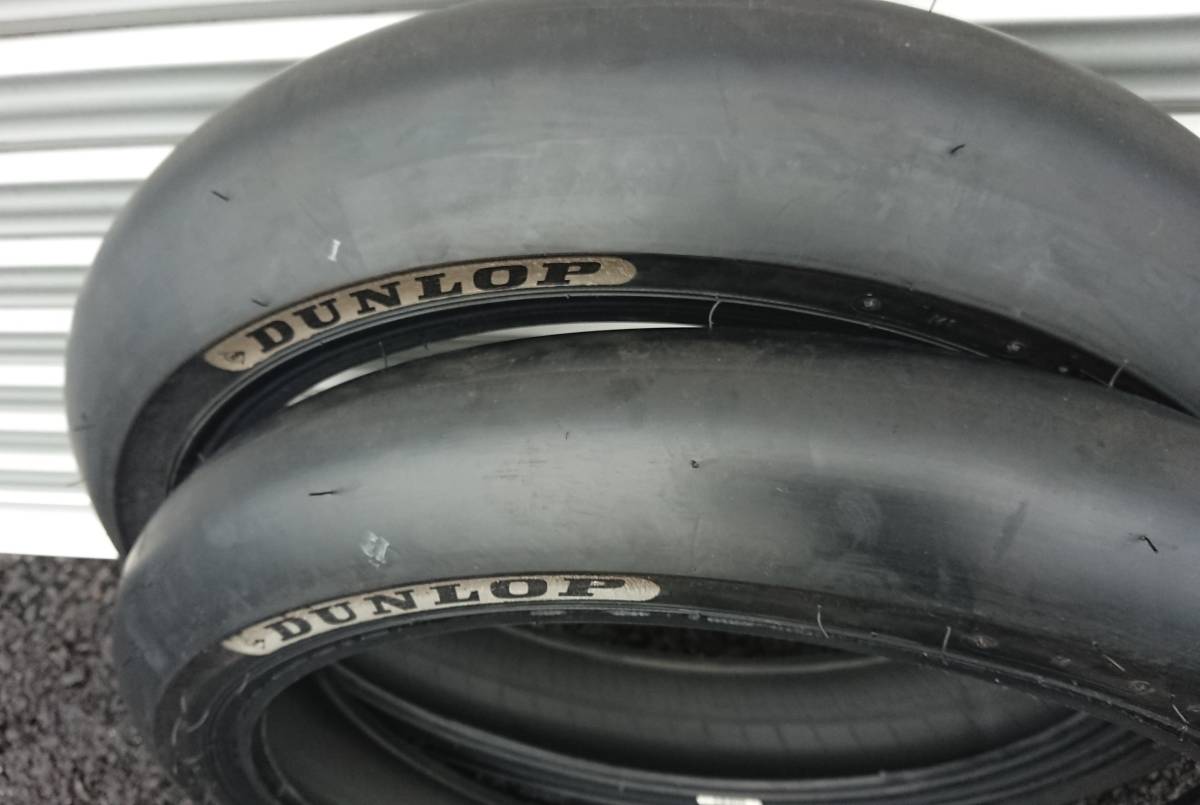 「dunlop Yahoo!オークション moto3」の落札相場・落札価格 - moto3 115&frasl;75R17 ⑨ 90&frasl;80R17 NSF250 スリックタイヤ前後セット ミディアム ダンロップ moto3(115&frasl;75R17)レーシングスリックタイヤ Moto3 スリック 0