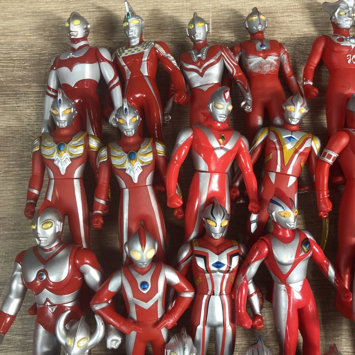 ソフビ バンダイ フィギュア ソフビ人形 ウルトラマン K5 24体セット 