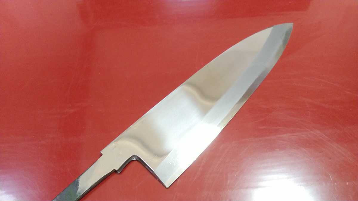  城山刃物製作所 六寸 幅広 身卸し出刃 白二鋼 紫檀柄 鞘無しのため特価(出刃包丁)｜売買されたオークション情報、yahooの商品情報をアーカイブ公開 - オークファン 包丁