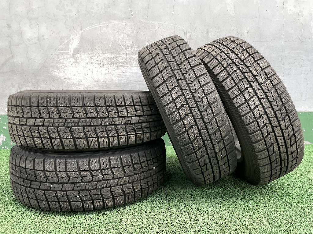 トヨタ プリウス純正ホイール!! 15x6J +45 冬タイヤ付き 195/65 4本セット