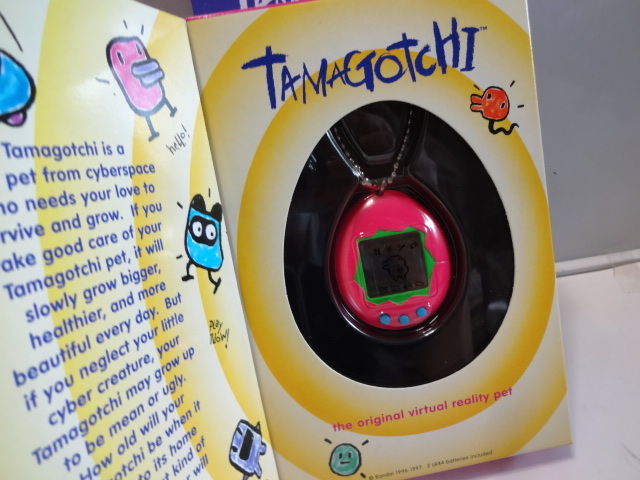 たまごっち 初代 USA版 ピンク 未開封 未使用品 デッドストック
