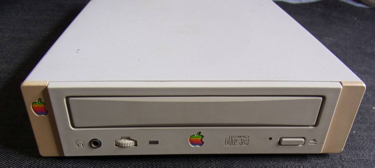 Quadra 0 Macintosh Mac | - : シリーズ初のタワー型「Macintosh 700