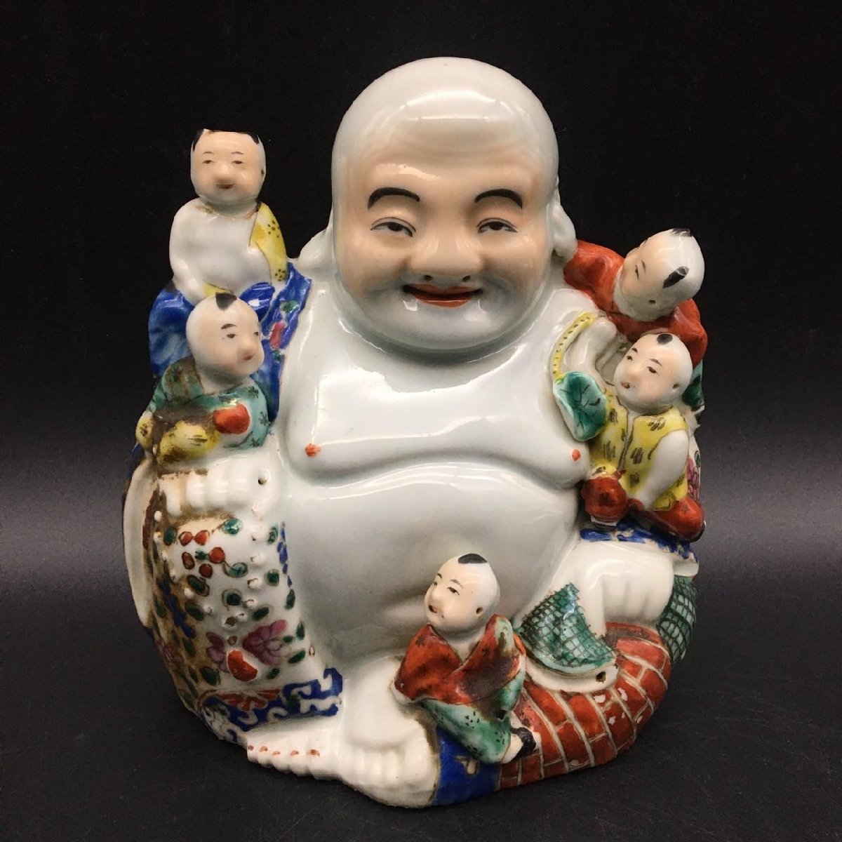 中国　景徳鎮　粉彩　布袋唐子像　置物　H　R6992 官報 販売 RT0617-1 中国 唐物 陶磁器 粉彩 布袋 唐子像 仏像 子供