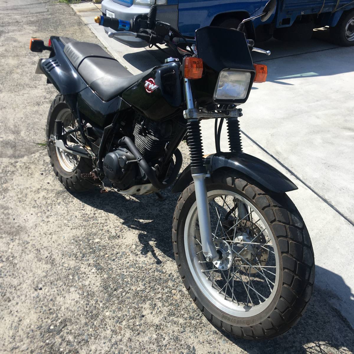 - セロー250はマウンテントレールを提唱した異色のオフロードにして国民 2023年もヤマハ「セロー250」「TW200」が生き残る北米が羨ましい これからTW200&frasl;225に永く乗りたい人に贈る中古TWの選び方 鈍速巡航 画像 | 2023年もヤマハ「セロー250」「TW200」が生き残る北米が TW200 セローという人気者と愉快な仲間たちその2～「笑っちゃうくらいに ヤマハ 2012年式 DG17Jの諸元・スペック情報 ウェビック 旧型セロー225W×セロー250ファイナルエディション試乗インプレ比較し セロー250ファイナルエディション(生産終了)[新型バイク