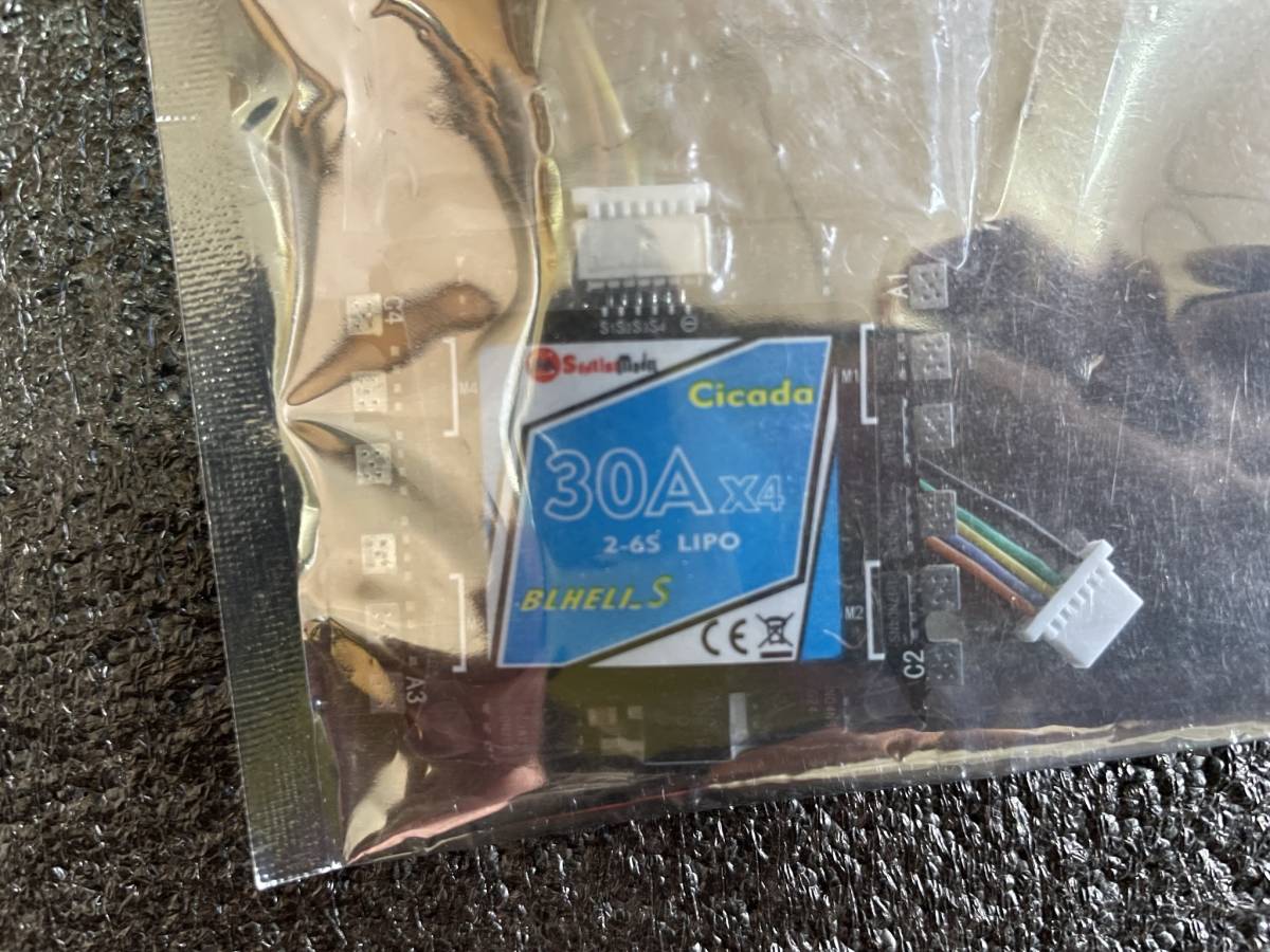 激安大特価，豊富な Sunrisemodel Cicada 30Ax4 Blheli-S ESC 30ｍｍマウント FPVレーサー 4in1(パーツ、アクセサリー)｜売買されたオークション情報、yahooの商品情報をアーカイブ公開 - オークファン パーツ、アクセサリー