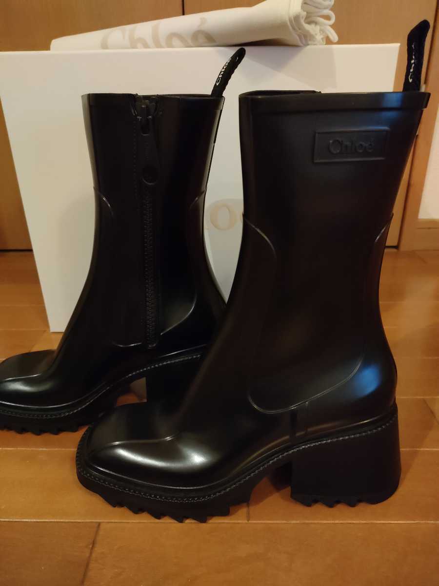 Chloe　クロエ　レインブーツ 　BETTY 長靴　黒　箱あり　定価7万　38サイズ　ジップ　ファスナー　ヒール　ベティ クロエ レインブーツ Chloe ラバーブーツ ヒール7cm Chloe（レインブーツ&frasl;長靴）のフリマアイテム一覧