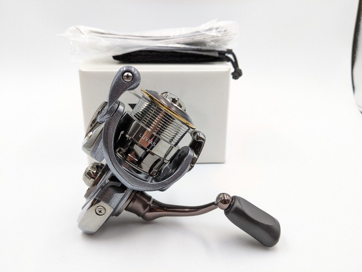 管44009) Daiwa ダイワ 15 ルビアス 2004 スピニングリール ライト