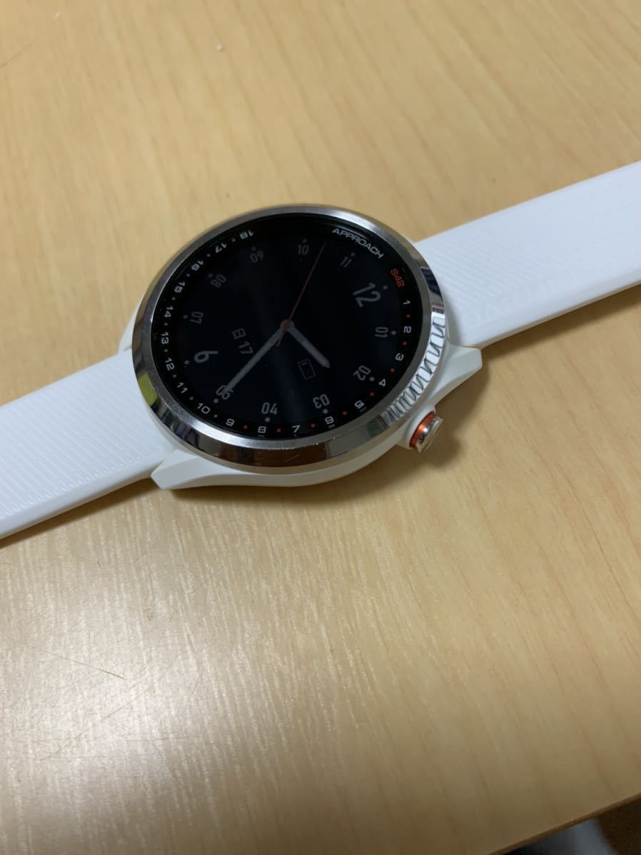 中古ガーミンGARMIN ゴルフナビ GPS Approach S42 ホワイト日本正規