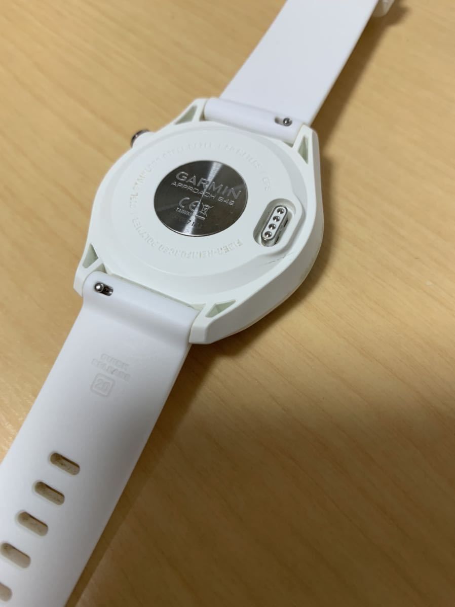 中古ガーミンGARMIN ゴルフナビ GPS Approach S42 ホワイト日本正規