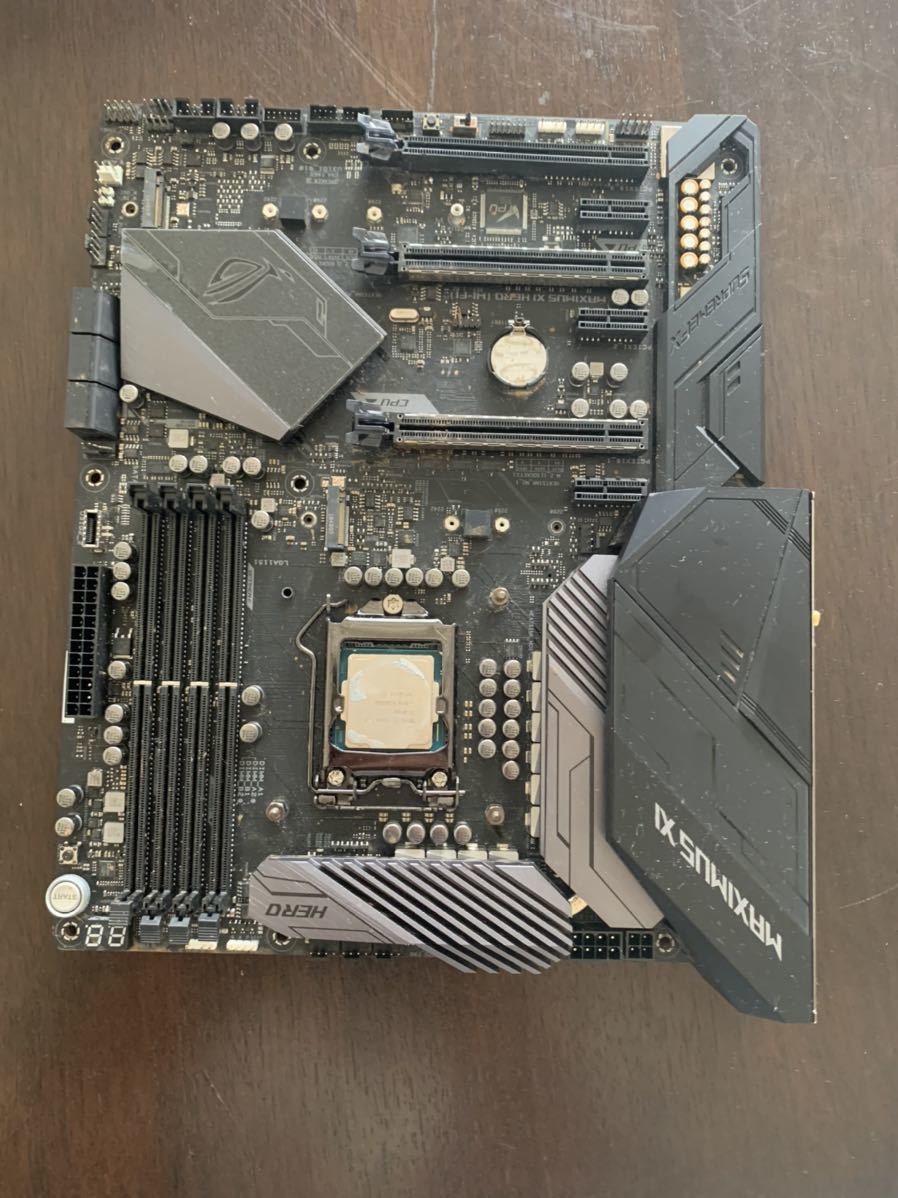 CPU Intel i7-8700 ジャンク CPU Intel i7-8700 ジャンク品？ Intel