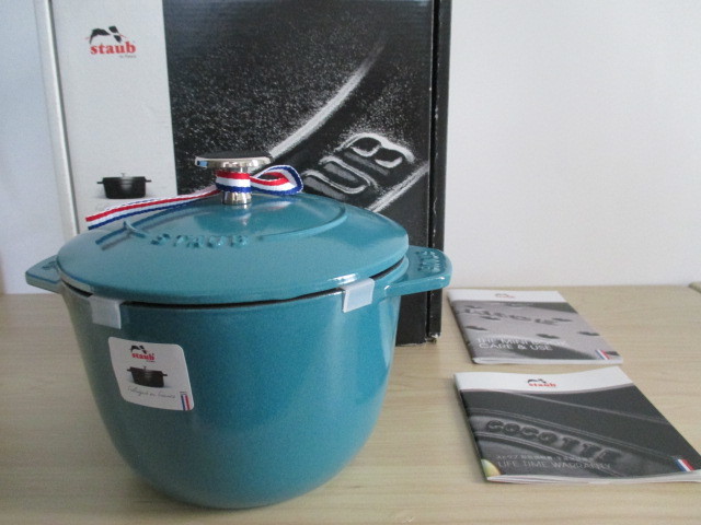 ★ストウブ staub ラココット　de GOHAN M 16 ブルー 未使用☆ストウブ☆ ラ・ココット de GOHAN☆M☆ ミント☆16㎝☆炊飯器