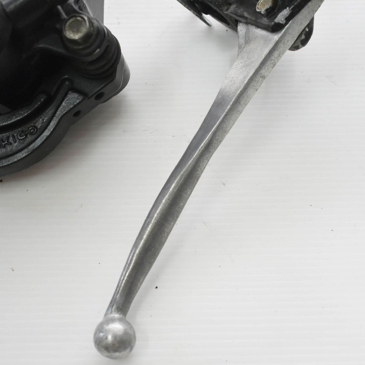 カワサキ Z250FT KZ250A-040*** フロントブレーキ キャリパー マスター