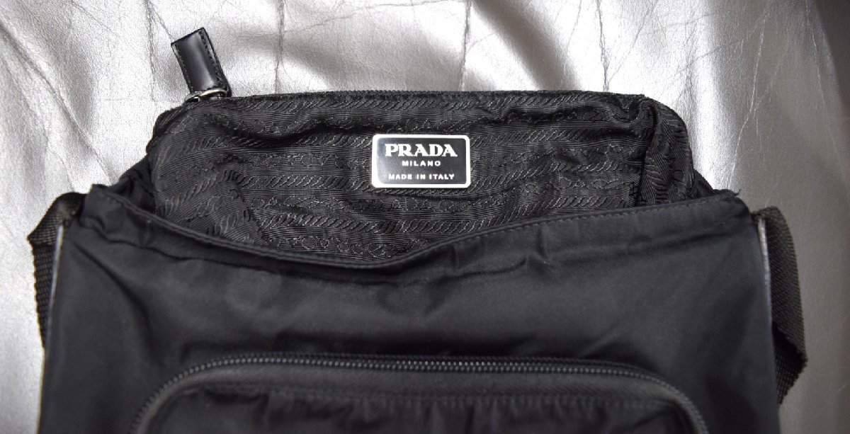 送料無料】プラダ PRADA ショルダーバック コレクション レトロ 中古 