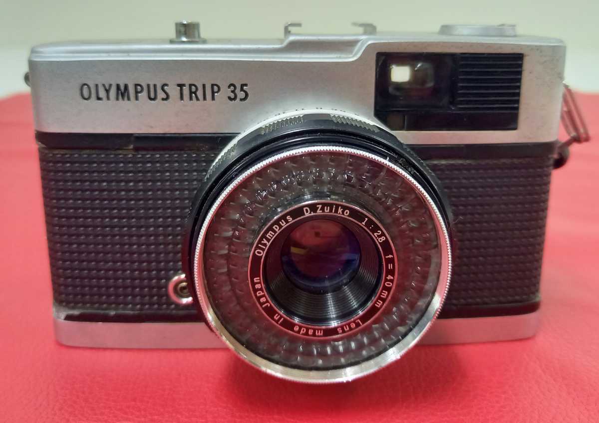 □A OLYMPUS TRIP 35 シャッター、赤ベロOK レンジファインダー