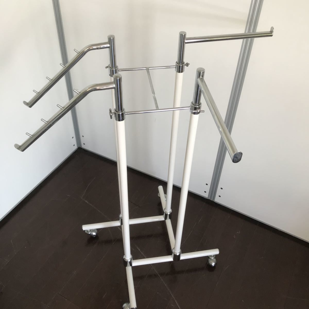 ハンガーラック キャスター付き 店舗什器 アパレル