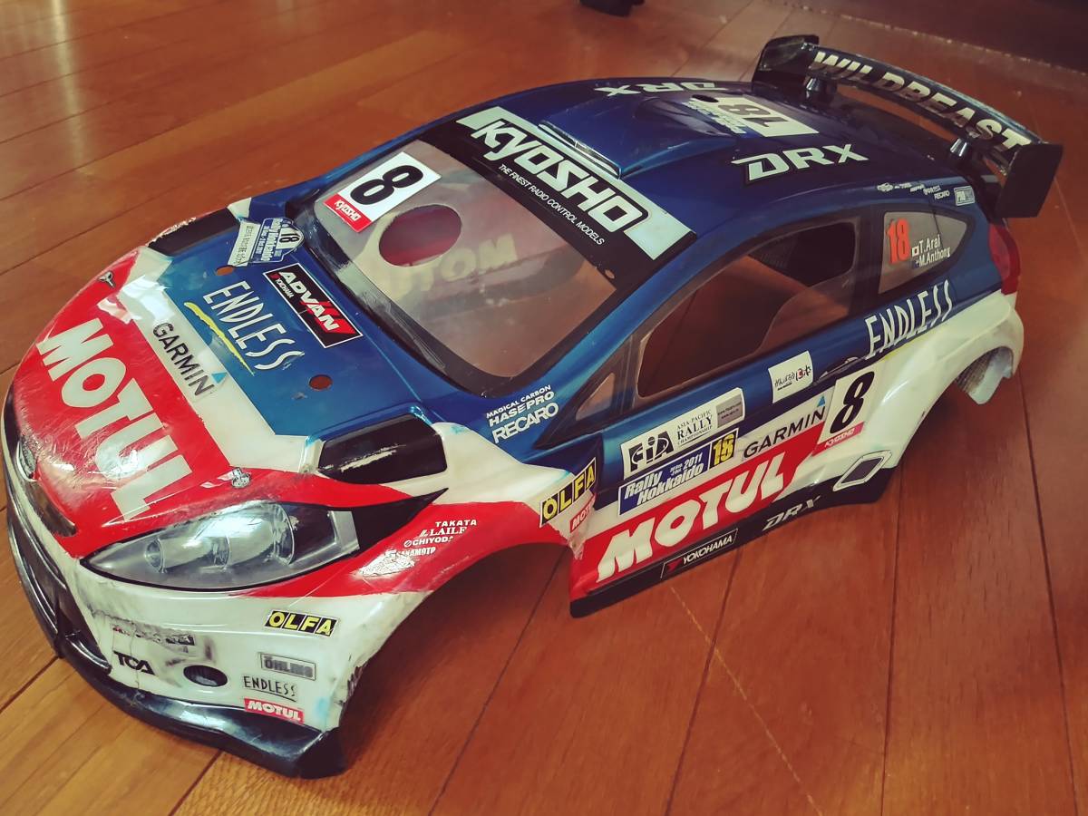 大人気，人気SALE ① 京商 KYOSHO 1/9 DRX ラジコンカー 純正ボディ 