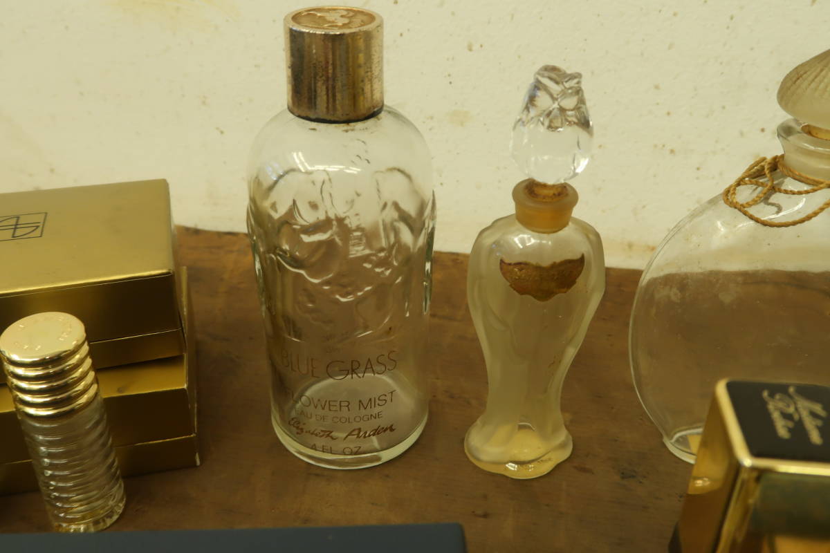 中古 香水 空き瓶いろいろまとめて 大量 CHANEL No.5 シャネル Charlie
