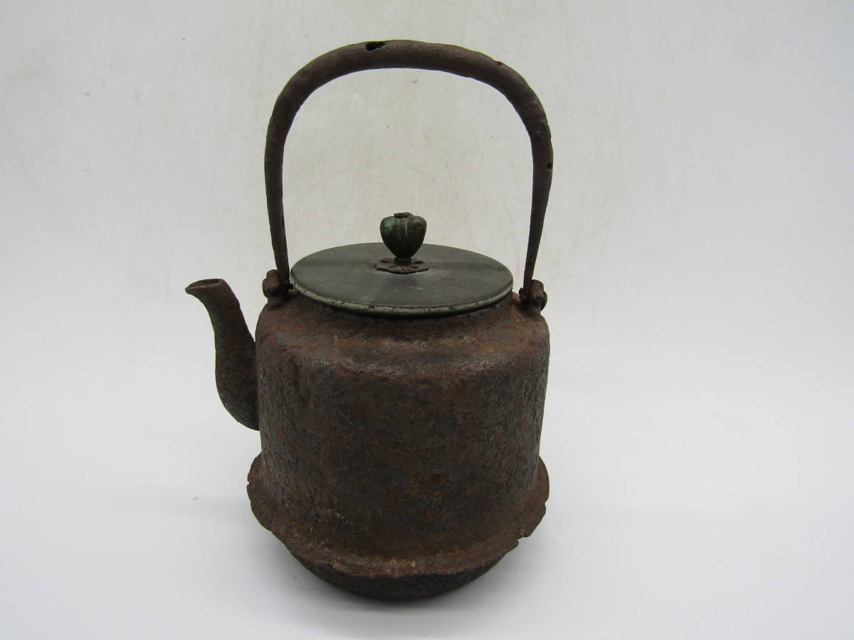 羽根付鉄瓶 斑紫銅蓋 茶道具 小振り 釜師系 TX412 GK1鉄瓶 古作