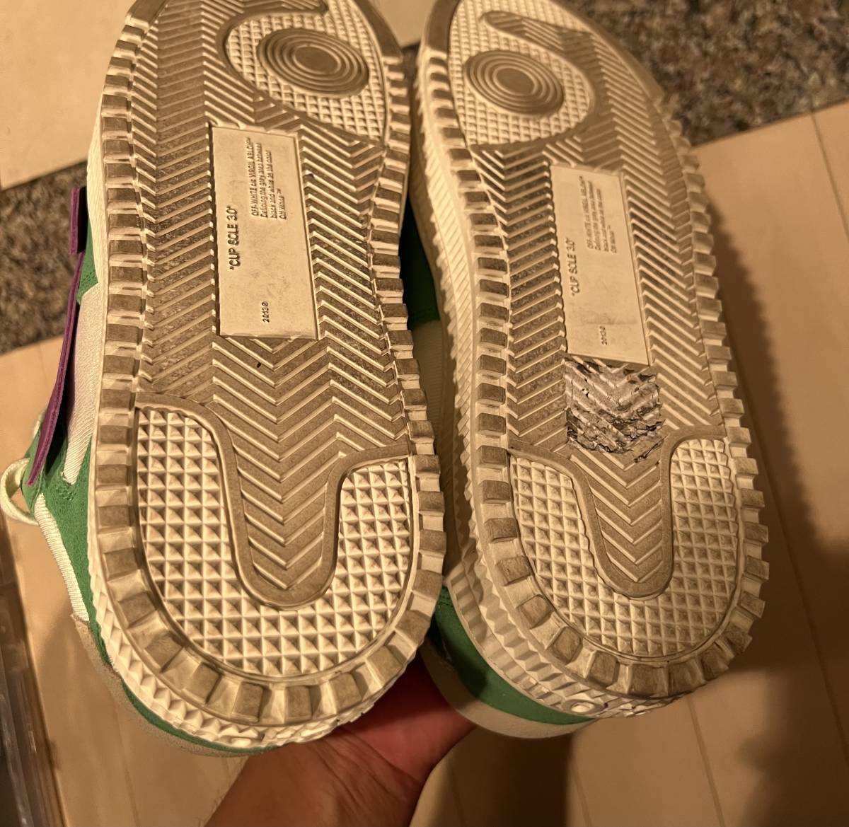 国内正規品 NUBIAN購入 OFF-WHITE スニーカー オフホワイト offwhite 