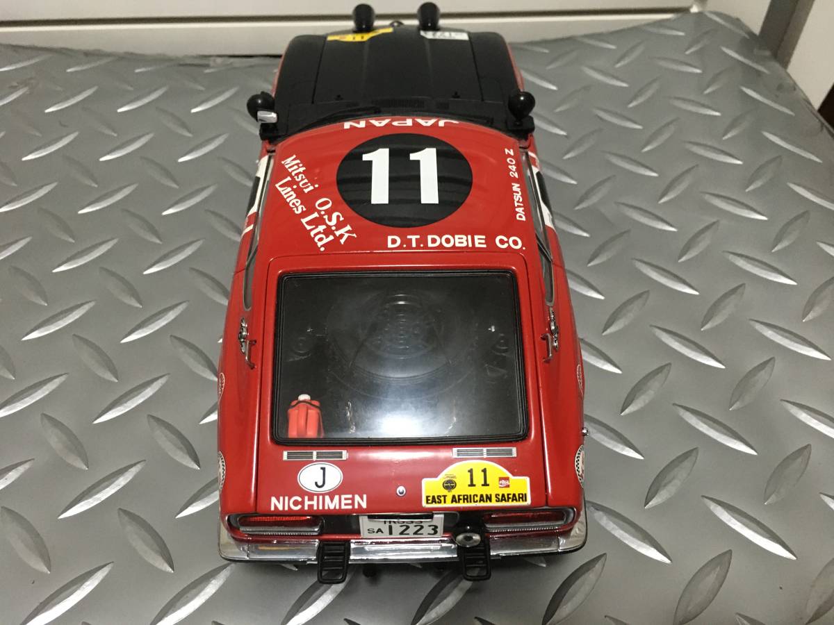 京商1⁄18 0 ダットサン240Z サファリ・ラリーNo.11ウィナー 公式 