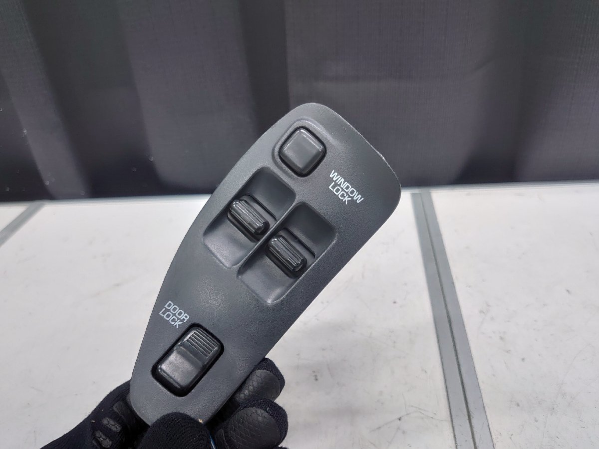 【お買い得，得価】 純正品 カローラ レビン 純正 パワーウインドウスイッチ 右 AE91 当時物 ウインドウ スイッチ AE92 GT APEX TOYOTA GT-Z(トヨタ用)｜売買されたオークション情報、yahooの商品情報をアーカイブ公開 - トヨタ用
