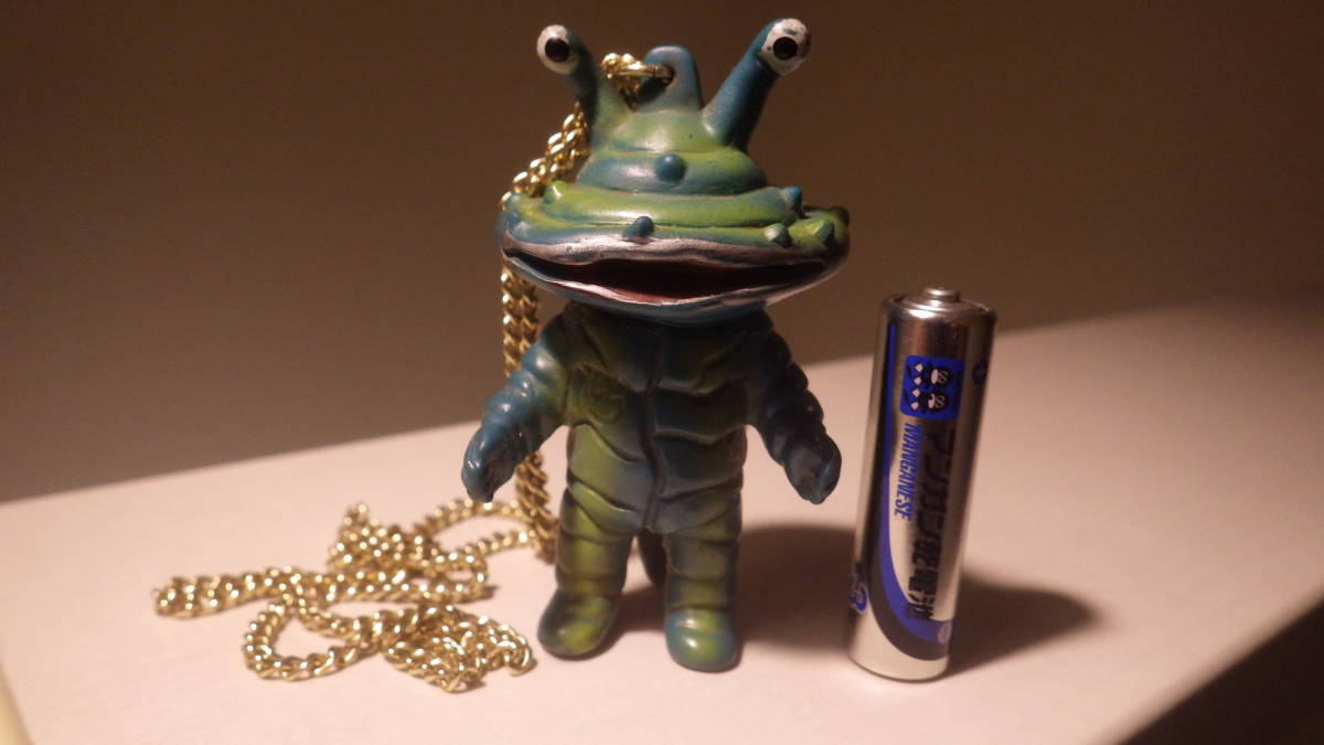 ニッコー カネゴン ペンダント 円谷プロ 開封品 ニッコー カネゴン