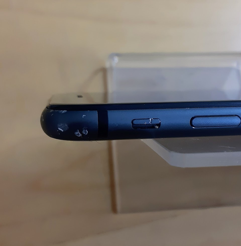 iphone8 スペースグレイ 64GB SIMフリー ジャンク 部品取りで