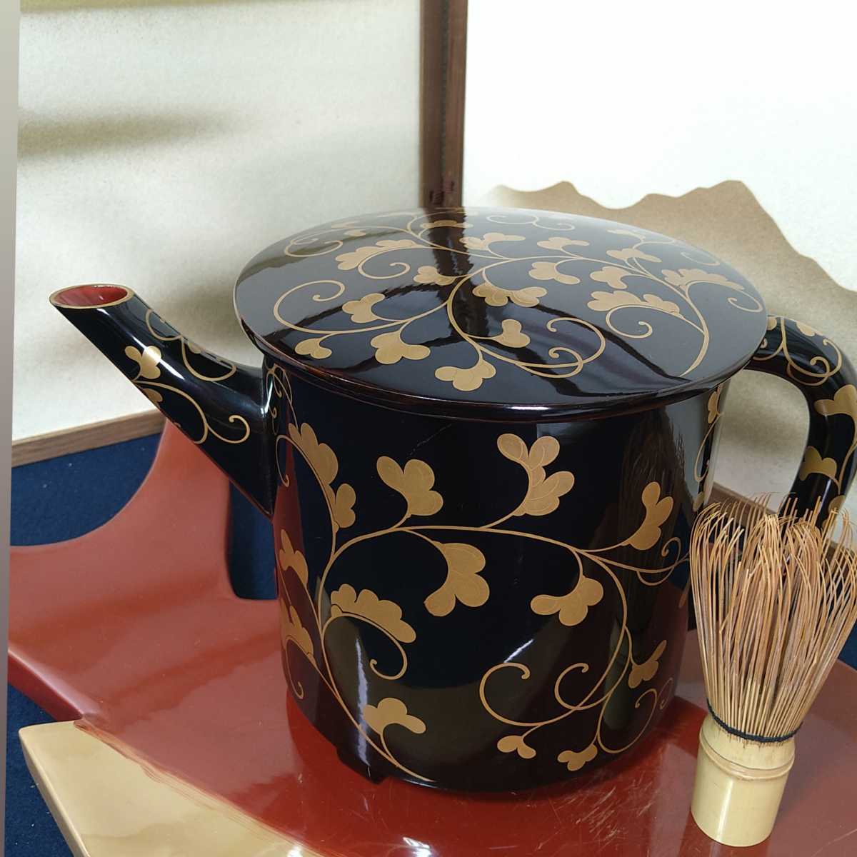 茶懐石道具 K121302 黒塗金蒔絵 蓋裏図替漆器 吸物椀 伝統