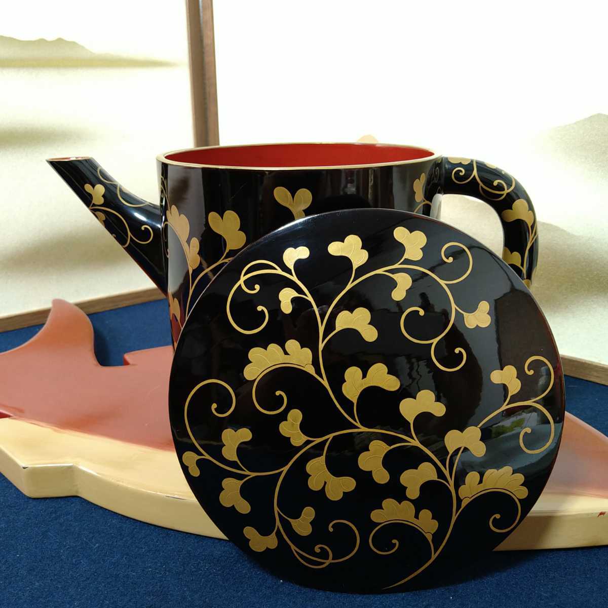 茶懐石道具 K121302 黒塗金蒔絵 蓋裏図替漆器 吸物椀 伝統