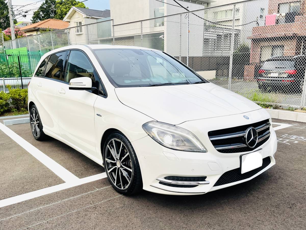 スポーツ メルセデス・ベンツ B180 ナイトパッケージ B180 B 