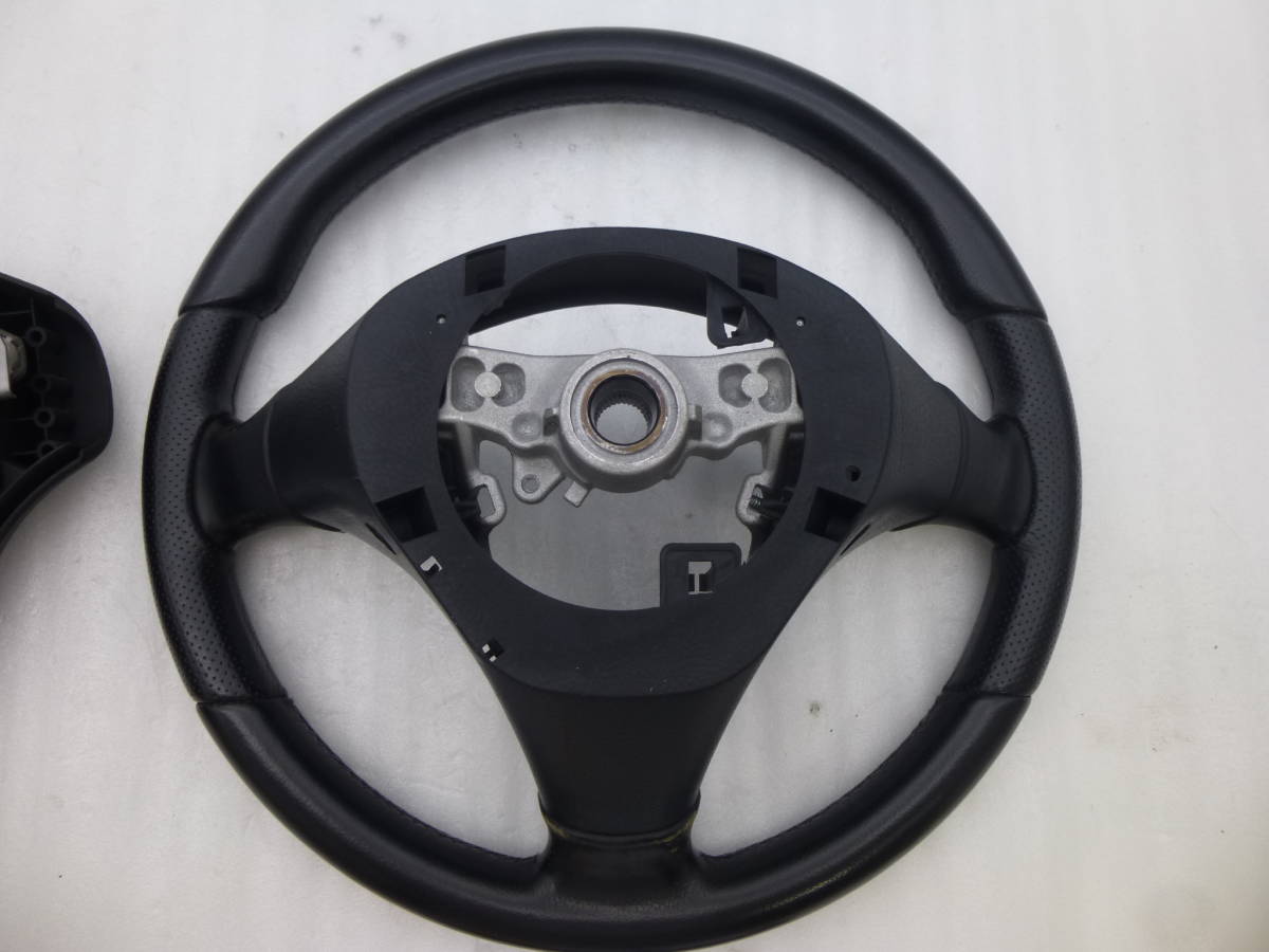 L650S ミラジーノ ステアリングホイール ダイハツ MOMO ハンドル 0