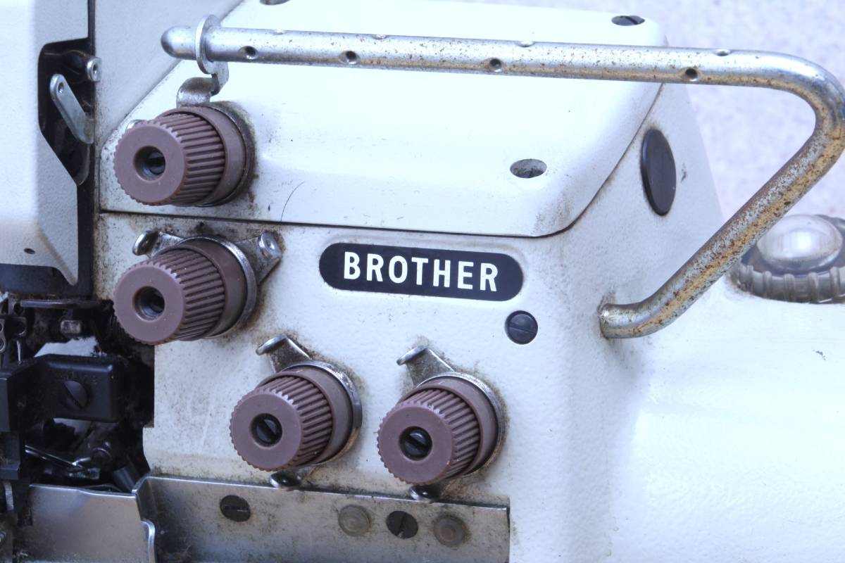 MA4-B581 ブラザー ロックミシン ◇brother 工業用 ミシン | 動作 P637 