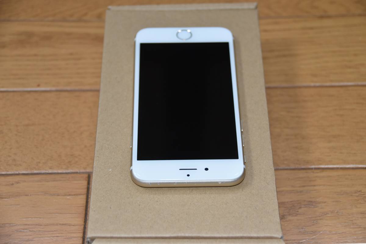 極美品バッテリー100% iPhone 6s 32GBSIMフリー シルバー 極美品