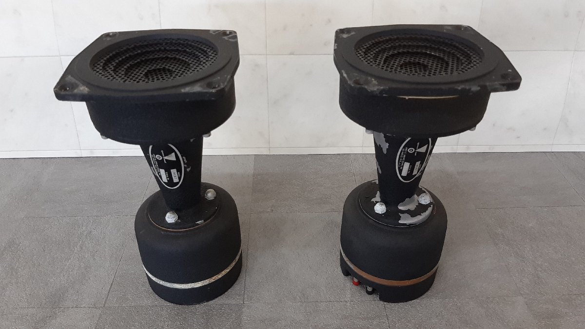 JBL - LE175 Yahoo!オークション 1217-1290 と の落札相場・落札価格