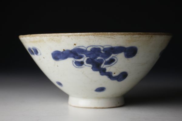 中国古美術 古玩 清時代染付茶碗 LIG】中国美術 清朝期 古染付 雲龍図 茶碗 14.5㎝ 時代箱 茶道具 時代