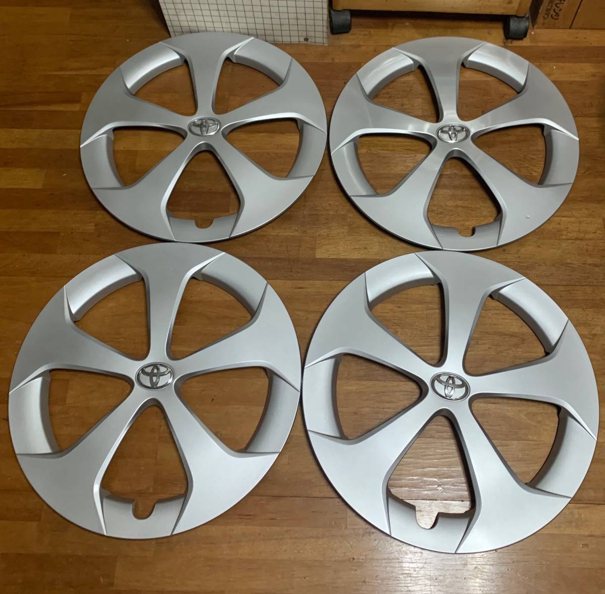 純正 プリウス 後期 トヨタ ホイールキャップ 1枚プリウス プリウス30 