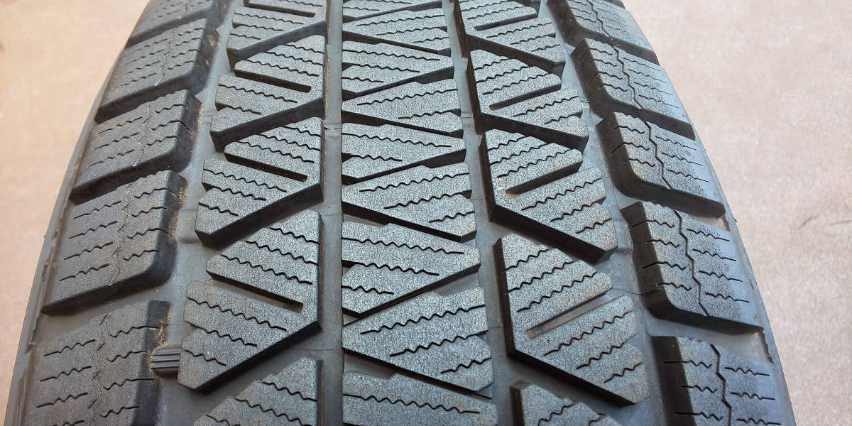 DM-V3 235&frasl;60R18 ブリザック 107Q XL ブリヂストン BLIZZAK dm-v3 235&frasl;60&frasl;r18の通販 | BRIDGESTONE Blizzak - 235&frasl;60 通販・タイヤ交換ならブリヂストン メルカリ