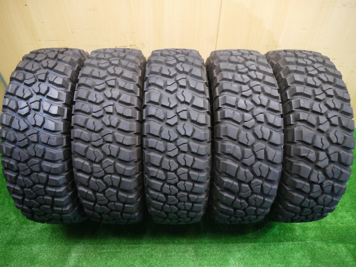 全国無料 バリ溝 19年 9.5分 255/75R17 111/108Q BFグッドリッチ Mud-Terrain T/A KM2 タイヤ 17インチ ジープ ラングラー 等(中古品)｜売買されたオークション情報、yahooの商品情報をアーカイブ公開 - オークファン 17インチ