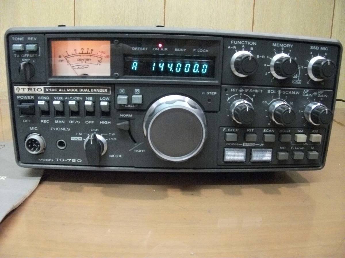 TRIO TS-780 V-UHF ALL MODE DUAL BANDER トランシーバー 無線機 TS 