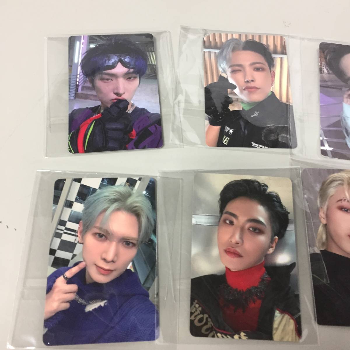 Ateez k-pop トレカ 公式 ATEEZ ユニバ トレカ 8種コンプ ATEEZ JAPAN