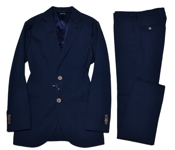 Armani Giorgio Eau Sealed 2.5 new 【未使用品】定価398，000円程 GIORGIO ARMANI ジョルジオアルマーニ TOKYO 伊製 高級サマースーツ 48（Mサイズ程度）細身 ネイビー 7412